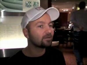 Negreanu on a roll in London