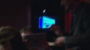 Tony G colluding with Phil Hellmuth via Facetime?