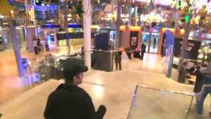 Negreanu Turns Up An Hour Late on PokerStars