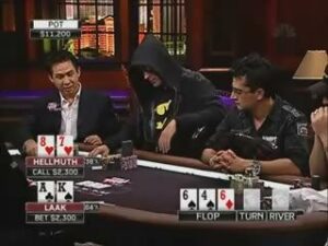 Donk for life &amp;#8211; Phil Laak vs Hellmuth