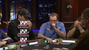Phil Hellmuth vs Mike Matusow split the pot &amp;#8211; Soft play?