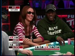 Bad Beat &amp;#8211; Shannon Elizabeth &amp;#8211; Smith &amp;#8211; Bloch (drama on the river)