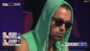 Schemion tries to outplay Timex during High Roller