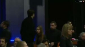 EPT Prague &amp;#8211; Kanit at Risk vs Vanessa Selbst