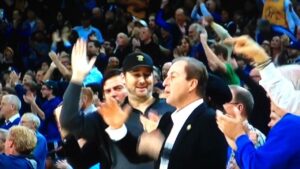 Phil Hellmuth &amp;#8211; High Five Trolling