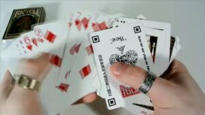 Mini Deck vs Standard Deck