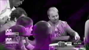 Negreanu vs Dan Smith while Ivey is Distracted by Fans