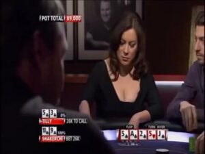Jennifer Tilly makes weird bluff against Shakerchi