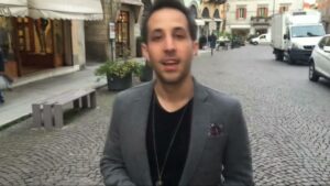 Alec Torelli &amp;#8211; $200,000 Pot Against Tom Dwan